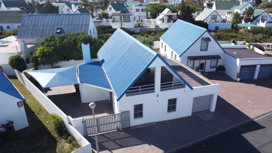 4 Bedroom Property for Sale in Skiathos Western Cape
